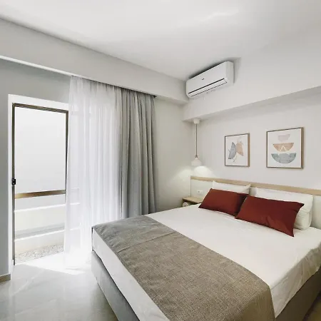 Urban Hive Chania, Your Basecamp - Fiber Wifi