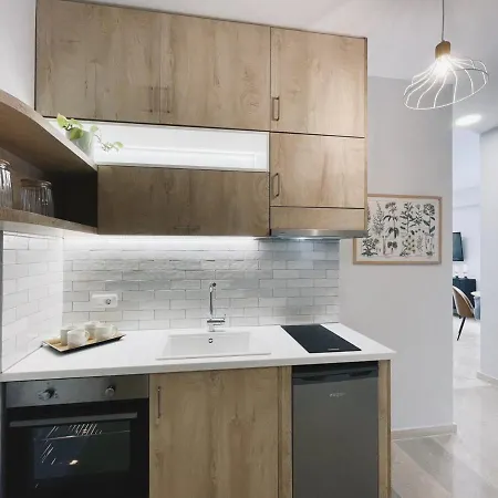 Апартаменты Urban Hive Chania, Your Basecamp - Fiber Wifi Ханья